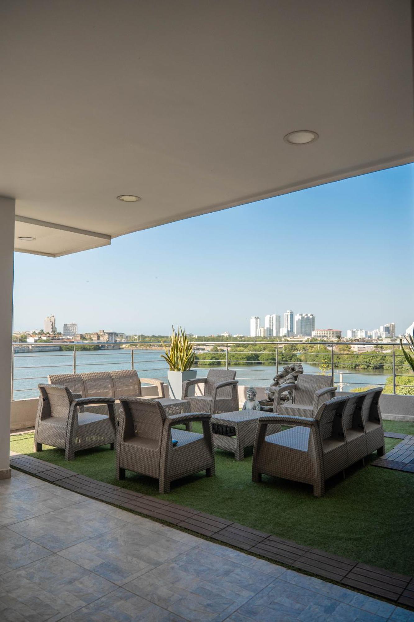 Suite con balcón cerca al centro Cartagena Exterior foto