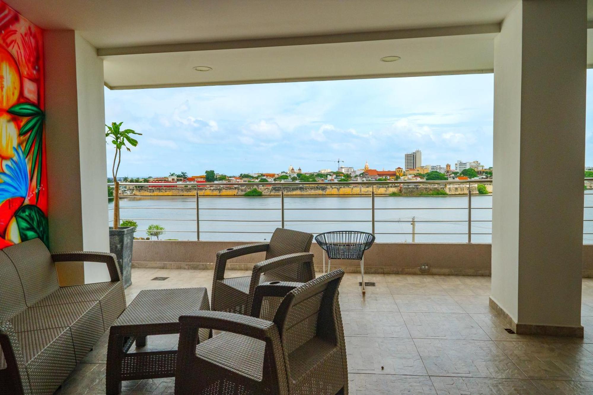 Suite con balcón cerca al centro Cartagena Exterior foto